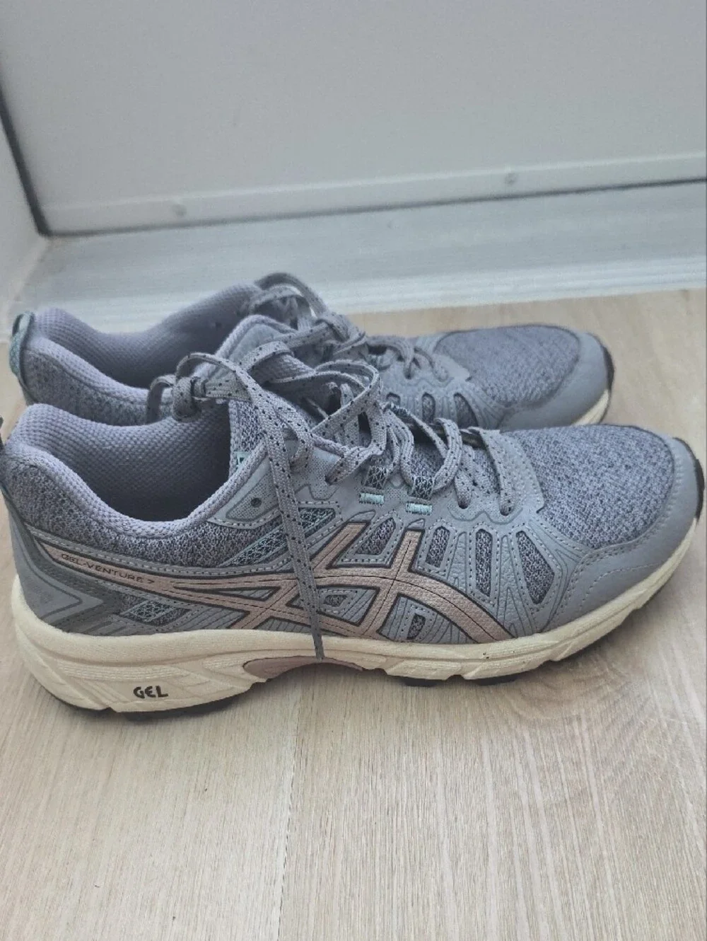 ASICS Gel-Venture 7 MX Trail Running Shoes Women's Size 8 Gray Sheet Rock